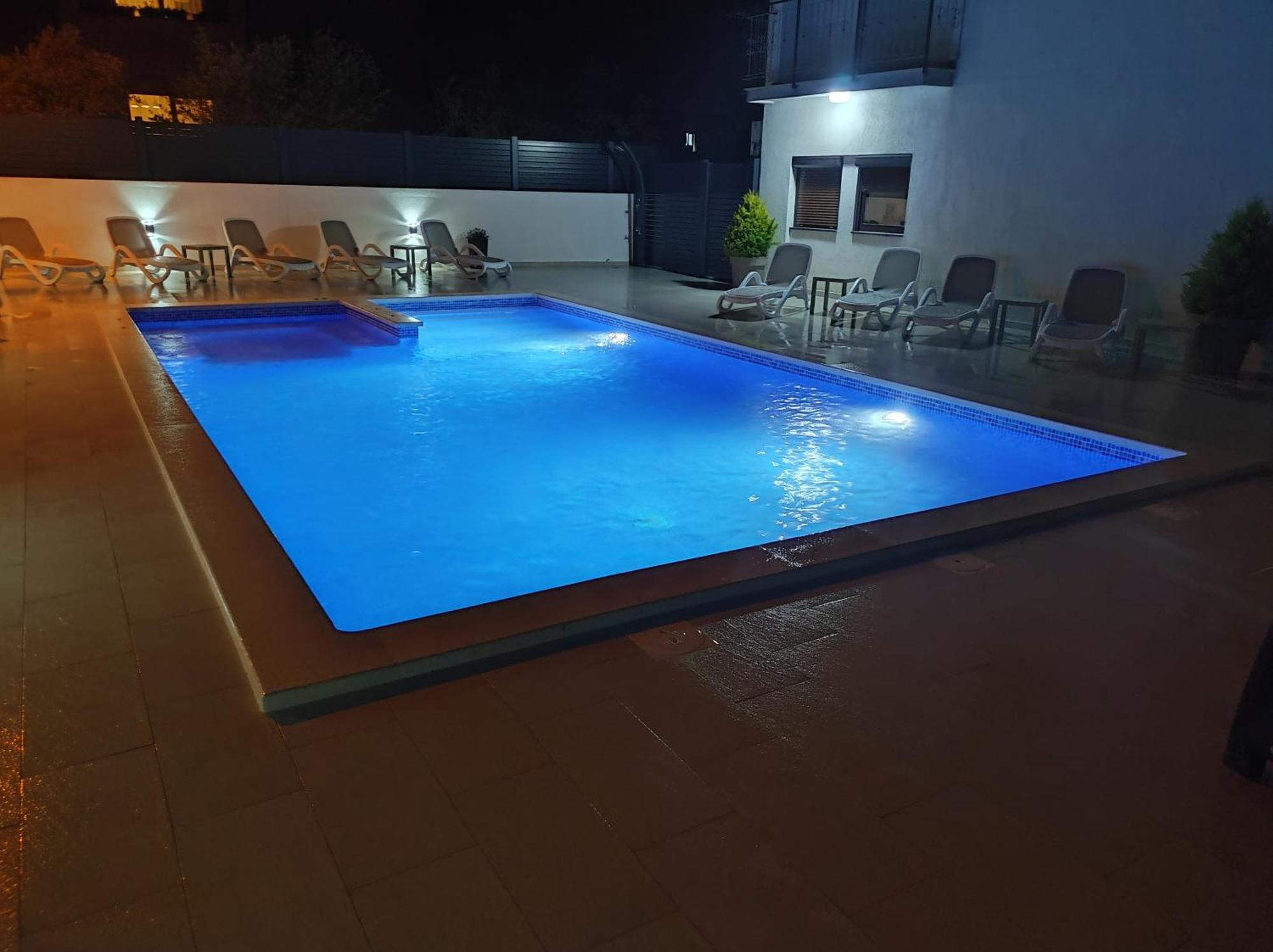 Viktor Rooms And Apartments 2 Rovinj Exterior foto